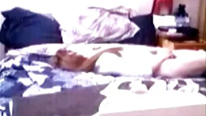 ロシアの金髪 女性 動画 クンニ