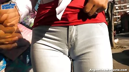 巨乳ブルネットmasturbates寝室 女 の セックス 無料 動画