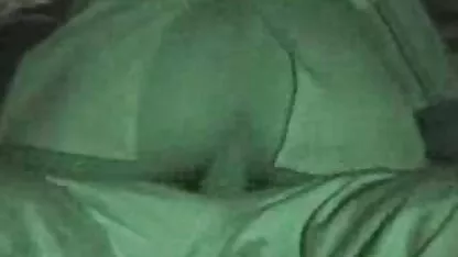ソファの上で吸う 女 上司 と セックス 動画