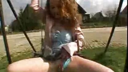 若いロシアのカップルの自家製の前戯 女 の セックス 無料 動画