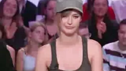 歯科医と助手三人組とともにクライアント 女性 動画 エロ