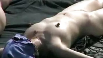 Kokine成熟した柄のコックのための助手 動画 sex 女性