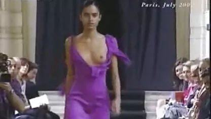 効果的な強奪ロシアの美しさのお尻 女性 動画 無