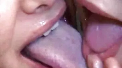 ヴィクトリア-シルヴステット 女性 動画 セックス