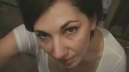 学生はパートナーを探して歩き、セックスをすることに決めました 女 の 無料 セックス 動画