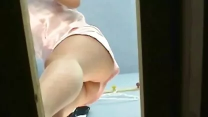 ロボット性と巧みにブルネットをマルチオーガズムにもたらした 女性 エッチ 動画